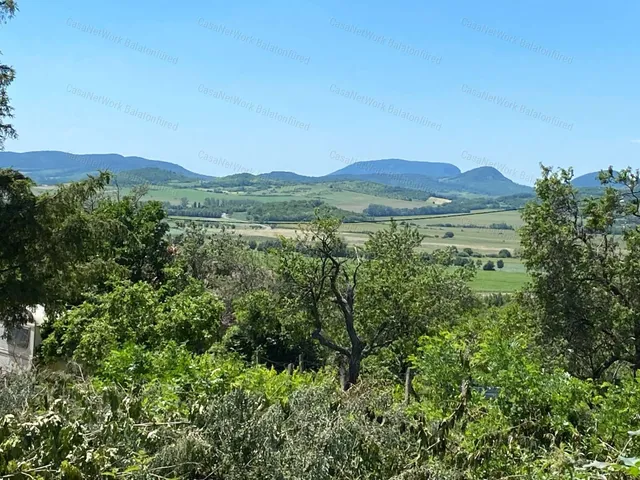 Eladó mezőgazdasági ingatlan Szentbékkálla 3012 nm