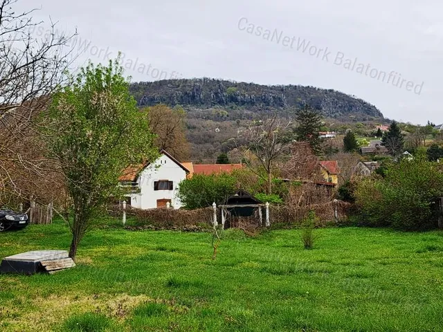 Eladó telek Badacsonytördemic 800 nm