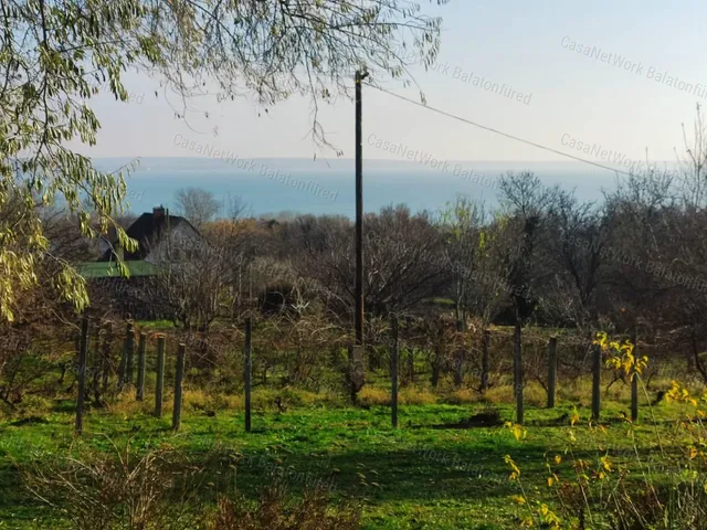 Eladó telek Balatonalmádi 2201 nm