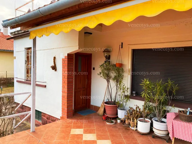 Eladó üdülő és hétvégi ház Balatonalmádi 120 nm