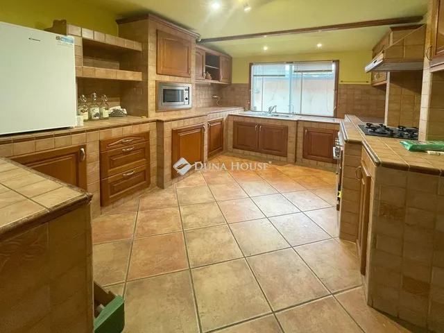 Eladó ház Győr, Újváros 91 nm