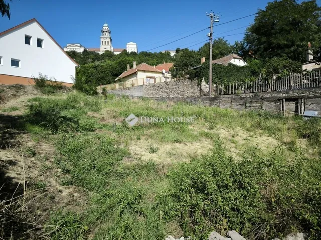 Eladó telek Pannonhalma 413 nm