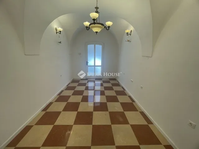 Eladó lakás Győr, Belváros 32 nm