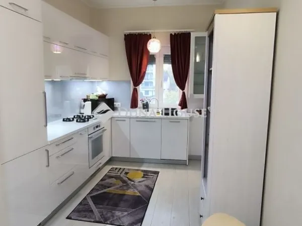 Eladó lakás Győr, Révfalu 53 nm