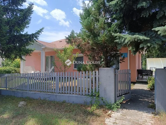 Eladó ház Vonyarcvashegy 105 nm