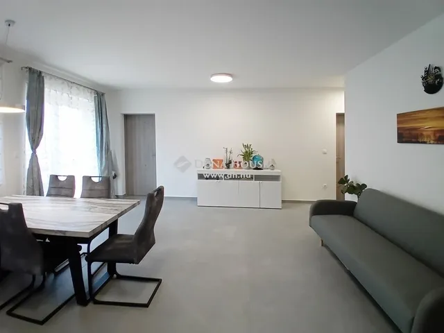 Eladó lakás Nagyszentjános 66 nm