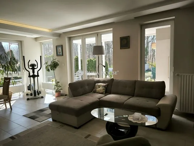 Eladó ház Győr, Sárás 76 nm