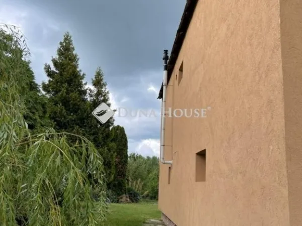 Eladó ház Ácsteszér 152 nm