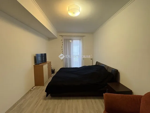 Eladó lakás Győr, Sziget 82 nm