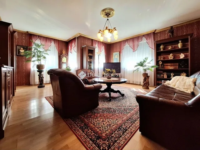 Eladó ház Abda 189 nm