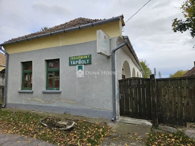 Eladó ház Lovászpatona 163 nm