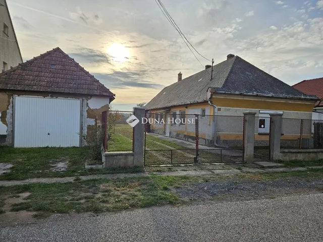 Eladó ház Nyalka 78 nm