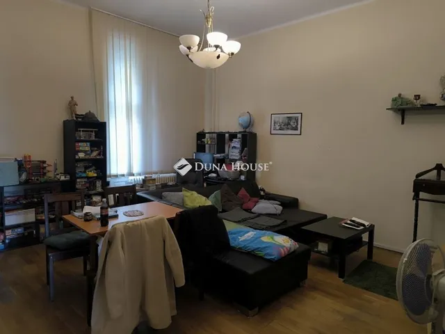 Eladó lakás Győr 69 nm