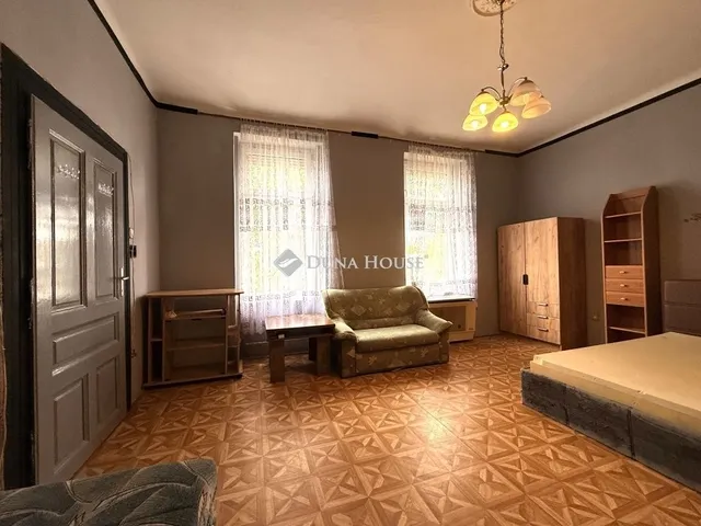 Eladó lakás Győr, Gyárváros 40 nm