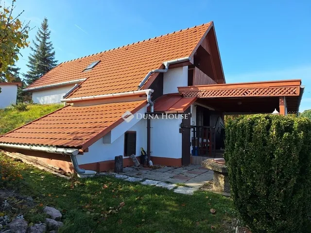 Eladó üdülő és hétvégi ház Nyúl 58 nm
