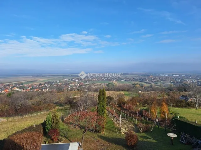 Eladó üdülő és hétvégi ház Nyúl 58 nm