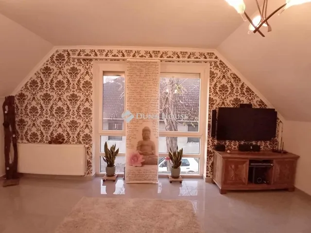 Eladó lakás Győr, Sziget 83 nm