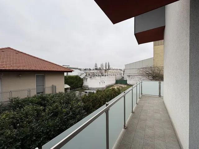 Kiadó lakás Győr, Nádorváros 37 nm