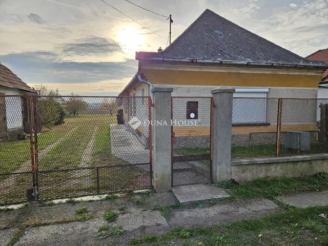 Eladó ház Nyalka 78 nm