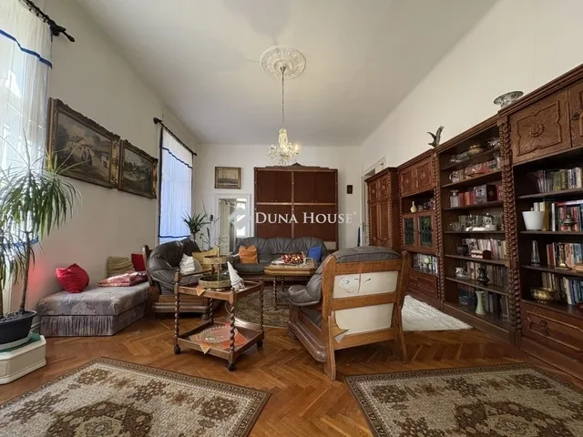 Eladó lakás Győr 105 nm