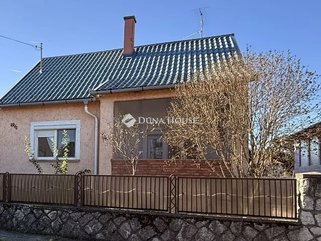 Eladó ház Győr, Győrszentiván 74 nm