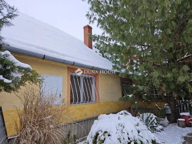 Eladó ház Tárkány 74 nm