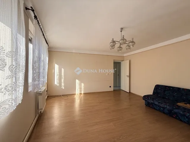 Eladó lakás Győr 55 nm