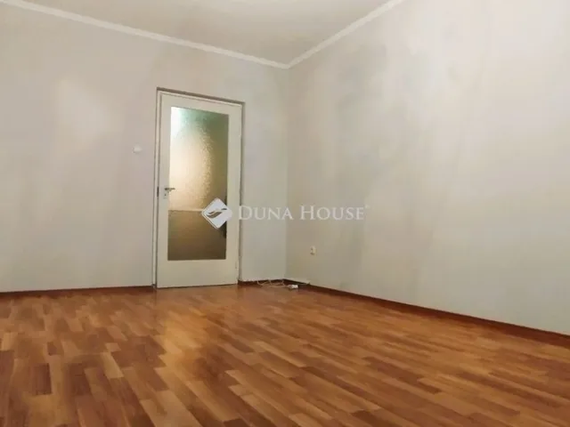 Eladó lakás Győr, Adyváros 62 nm