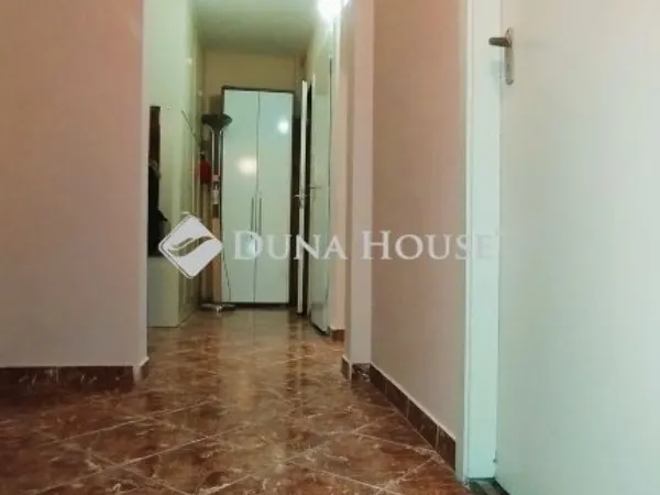 Eladó lakás Győr, Adyváros 62 nm