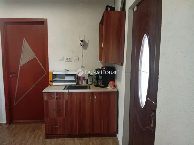 Eladó ház Ászár 90 nm