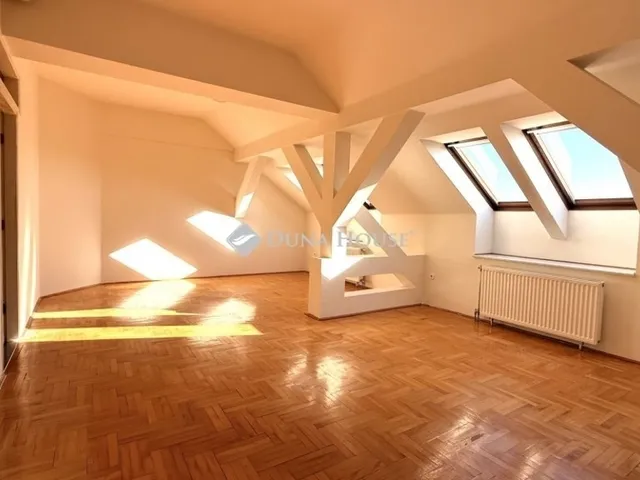 Eladó lakás Győr 74 nm