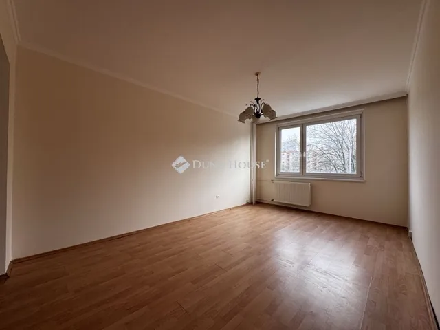 Eladó lakás Győr, Adyváros 62 nm