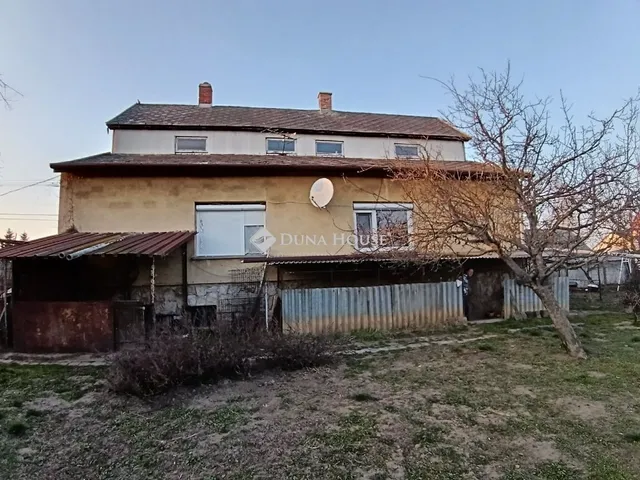 Eladó ház Kisbér 103 nm