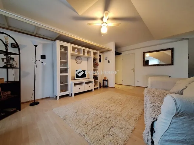 Eladó lakás Győrladamér 94 nm