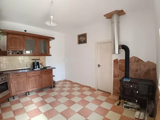 Eladó ház Ácsteszér 90 nm