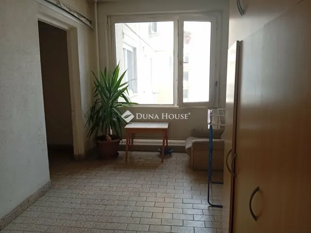 Eladó lakás Győr 55 nm