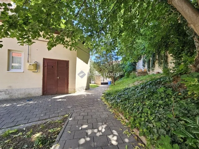 Eladó lakás Veszprém 42 nm