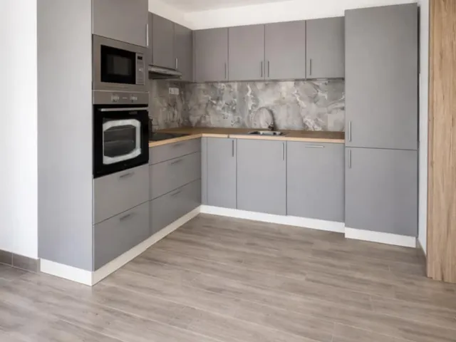 Eladó kereskedelmi és ipari ingatlan Tokod, Ipari park 320 nm