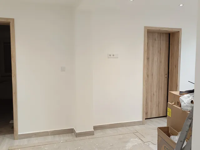 Eladó kereskedelmi és ipari ingatlan Tokod, Ipari park 320 nm