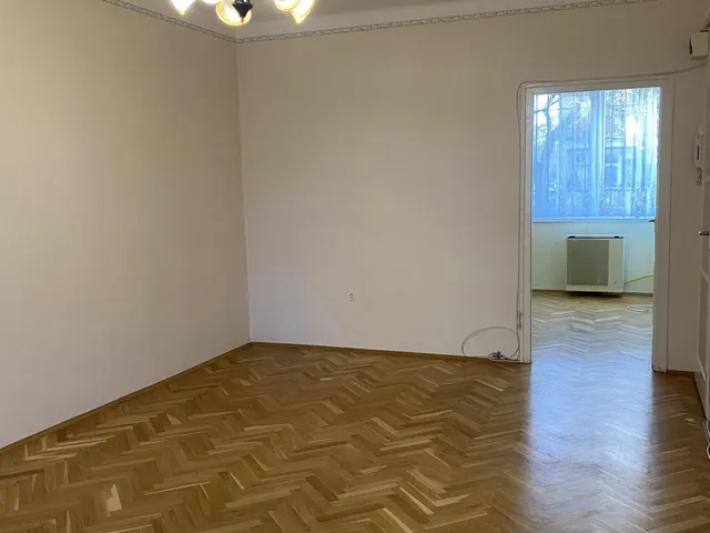 Eladó lakás Szolnok, Belváros 74 nm