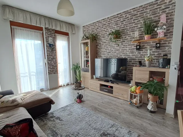 Eladó lakás Dorog 60 nm
