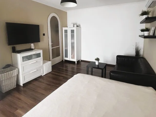 Eladó lakás Szolnok, Szandaszőlős 39 nm