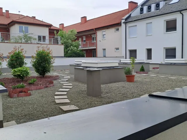 Eladó lakás Lábatlan, Piszke 63 nm