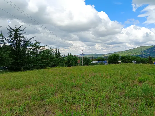 Eladó telek Esztergom, Vaskapui 2079 nm