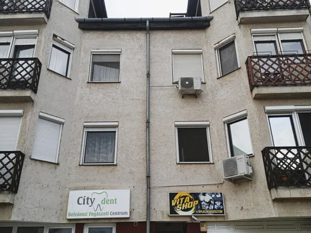 Eladó lakás Szolnok, Belváros 80 nm