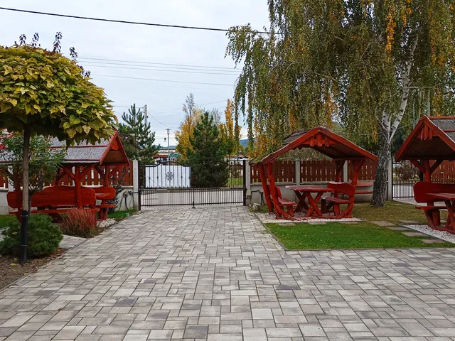 Eladó ház Tát 300 nm