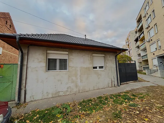 Eladó ház Szolnok, Belváros 57 nm