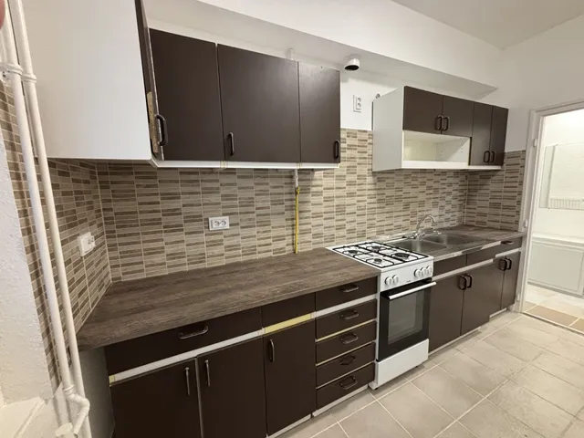 Eladó lakás Szolnok 59 nm