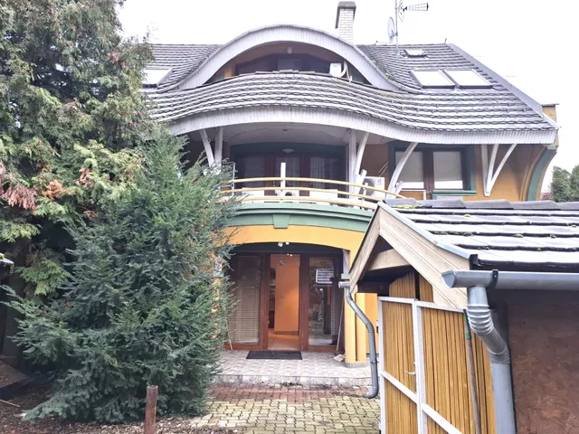 Eladó ház Szolnok 200 nm