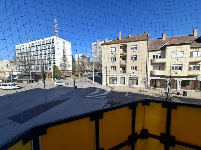 Eladó lakás Szolnok 93 nm